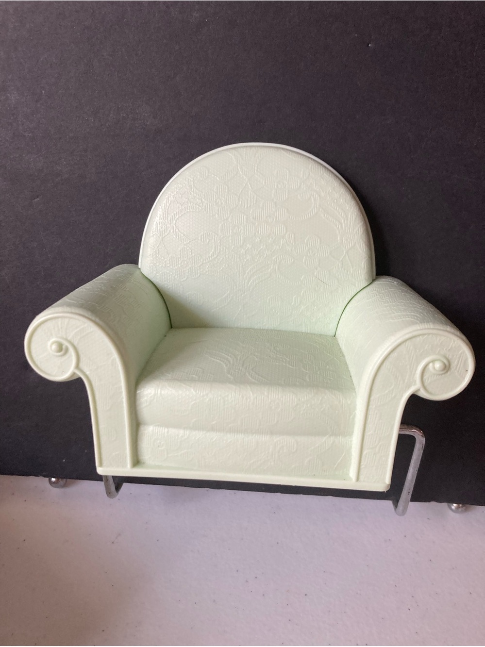 Mattel Barbie Mint Green Mini Textured Armchair Fashion Doll Furniture 2005